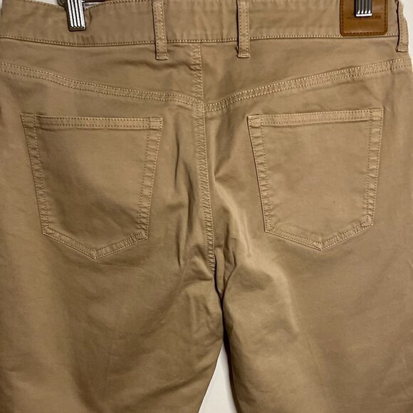 Peter Millar Men's Plain Front Khaki colored Jeans Size 34 x 27 - Picture 5 of 9